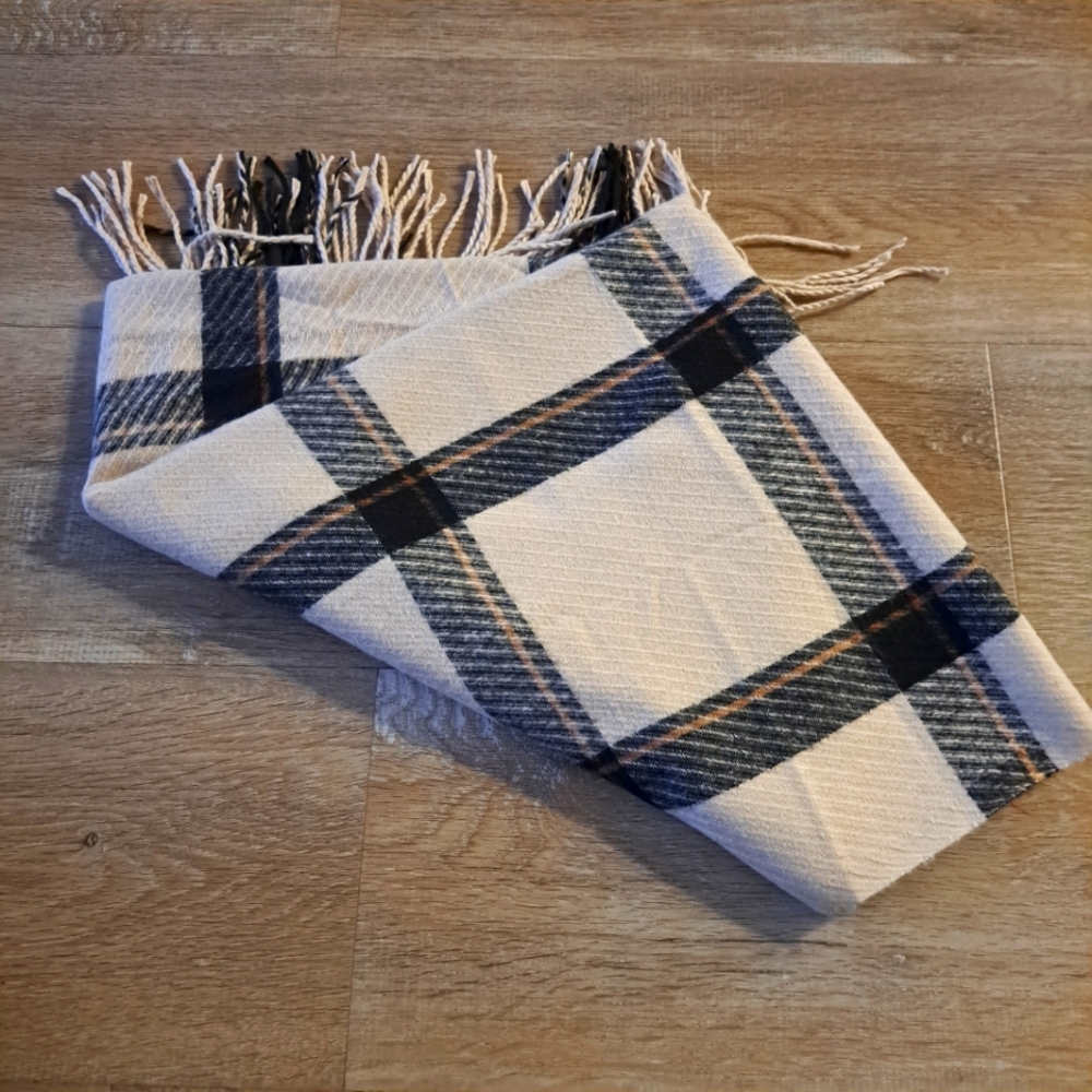 Plaid Fringe Scarf Wrap Shawl Cream Black Striped